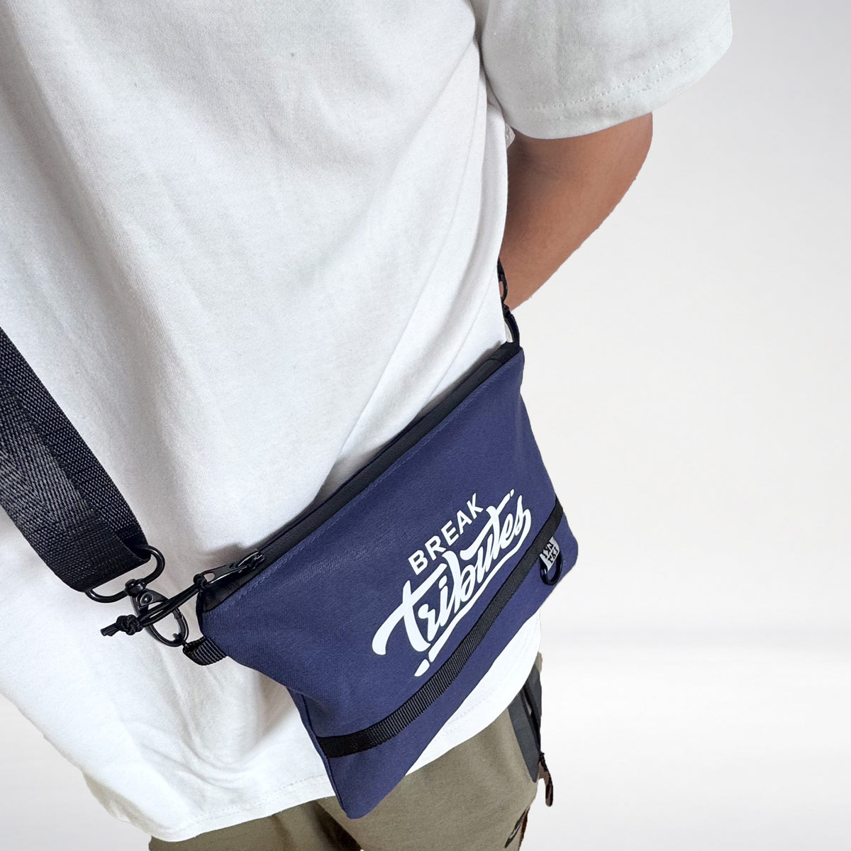 Crossbody Travel Pouch 2in1 Break Tributes